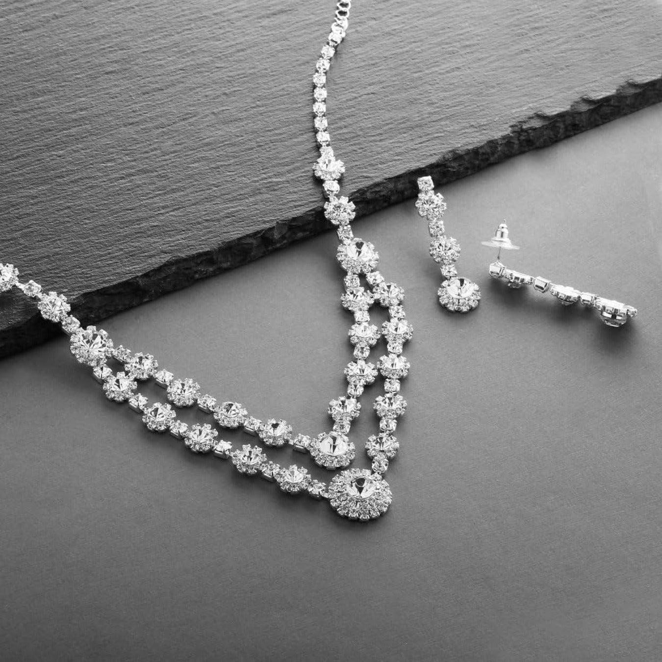 rhinestone crystals necklace
