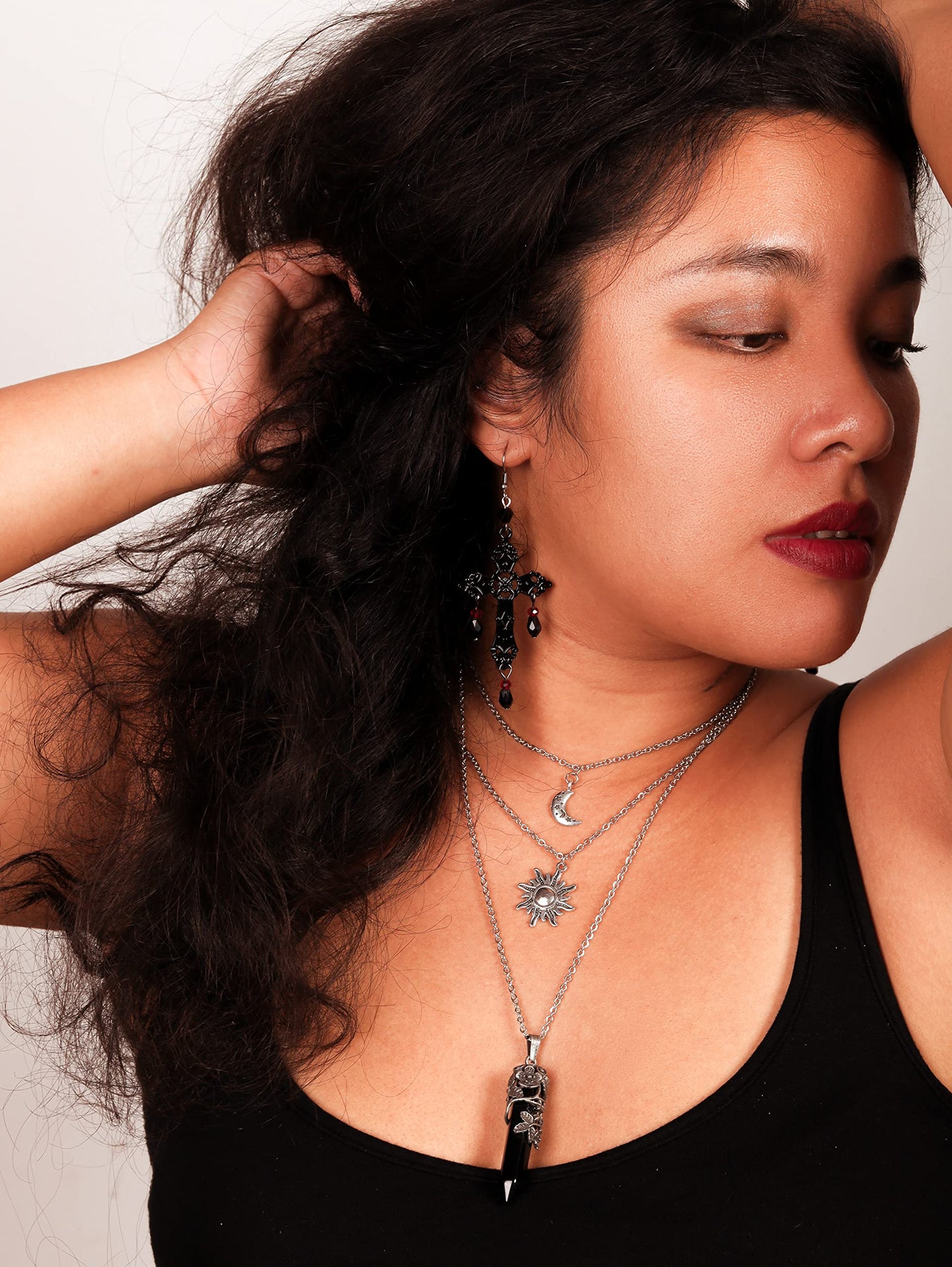Sacina Gothic Crescent Moon Choker