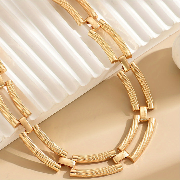 Geometric Chain Collar Necklace