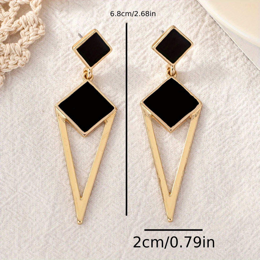 Elegant Geometric Dangle Earrings