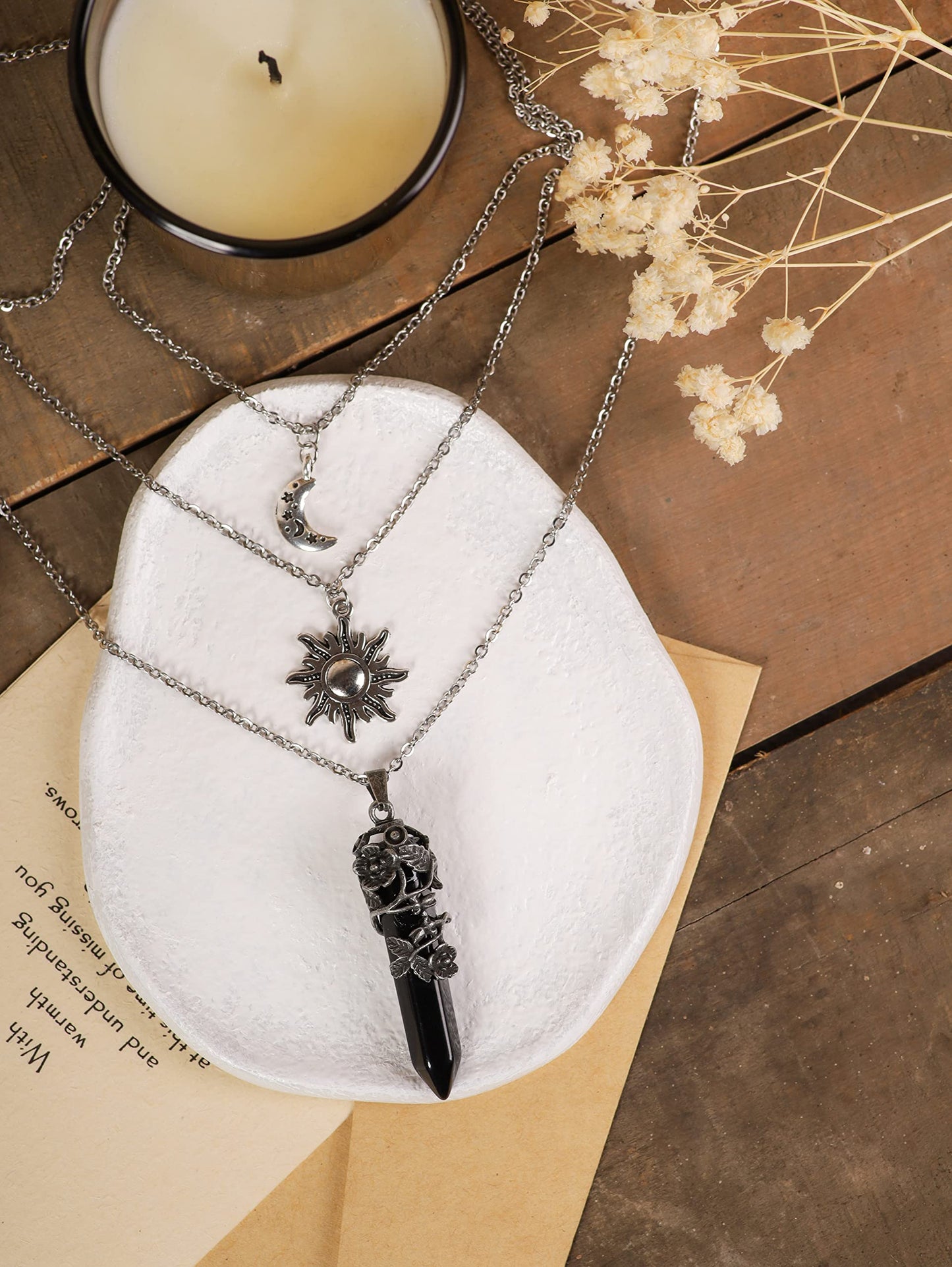 Sacina Gothic Crescent Moon Choker