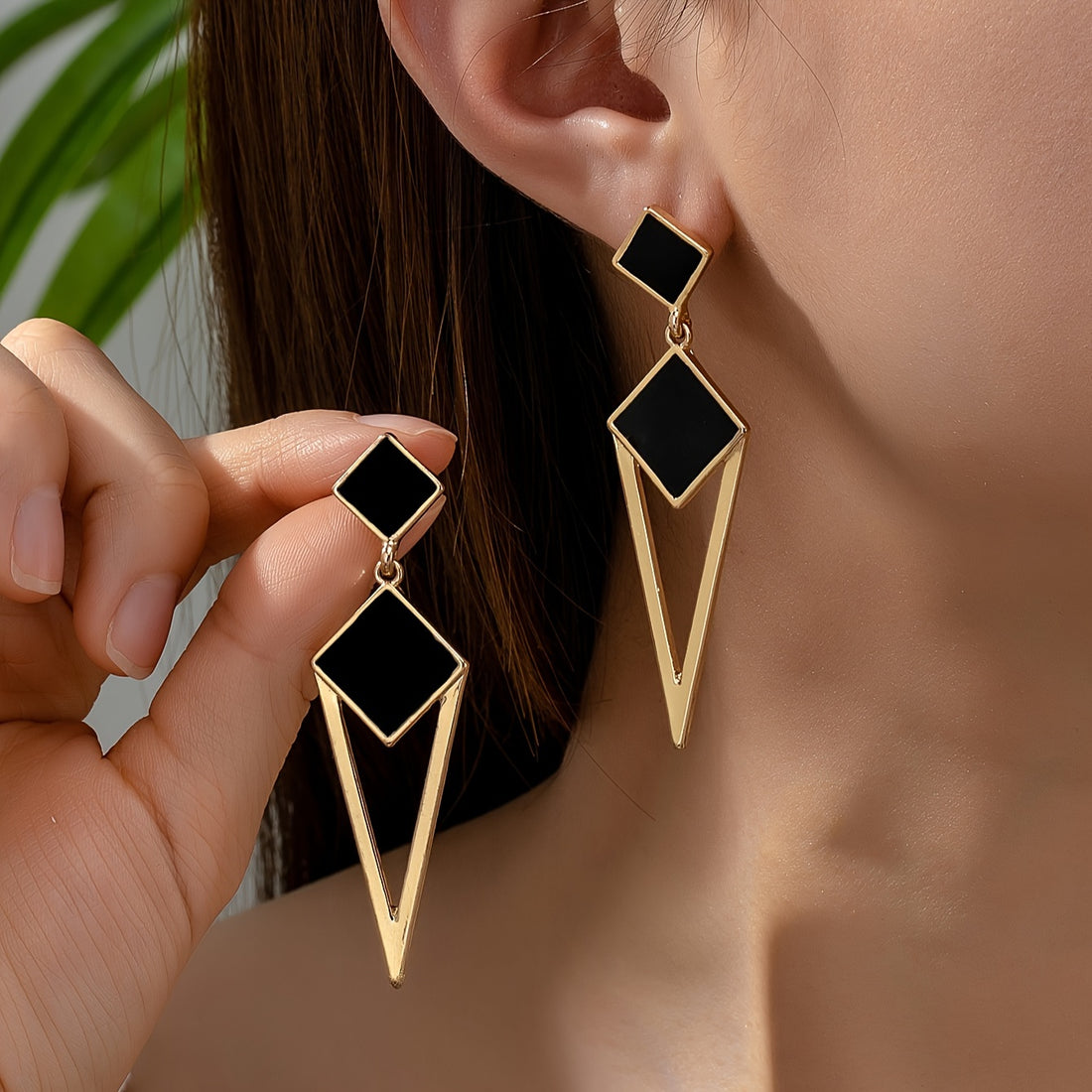 Elegant Geometric Dangle Earrings