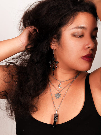 Sacina Gothic Crescent Moon Choker